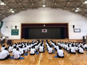 豊川市立代田中学校での社会人から学ぶ会